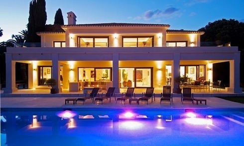 Villa moderne exclusive à acheter dans Nueva Andalucía, Marbella 