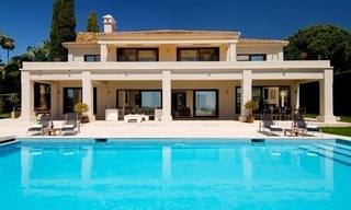 Villa moderne exclusive à acheter dans Nueva Andalucía, Marbella 2