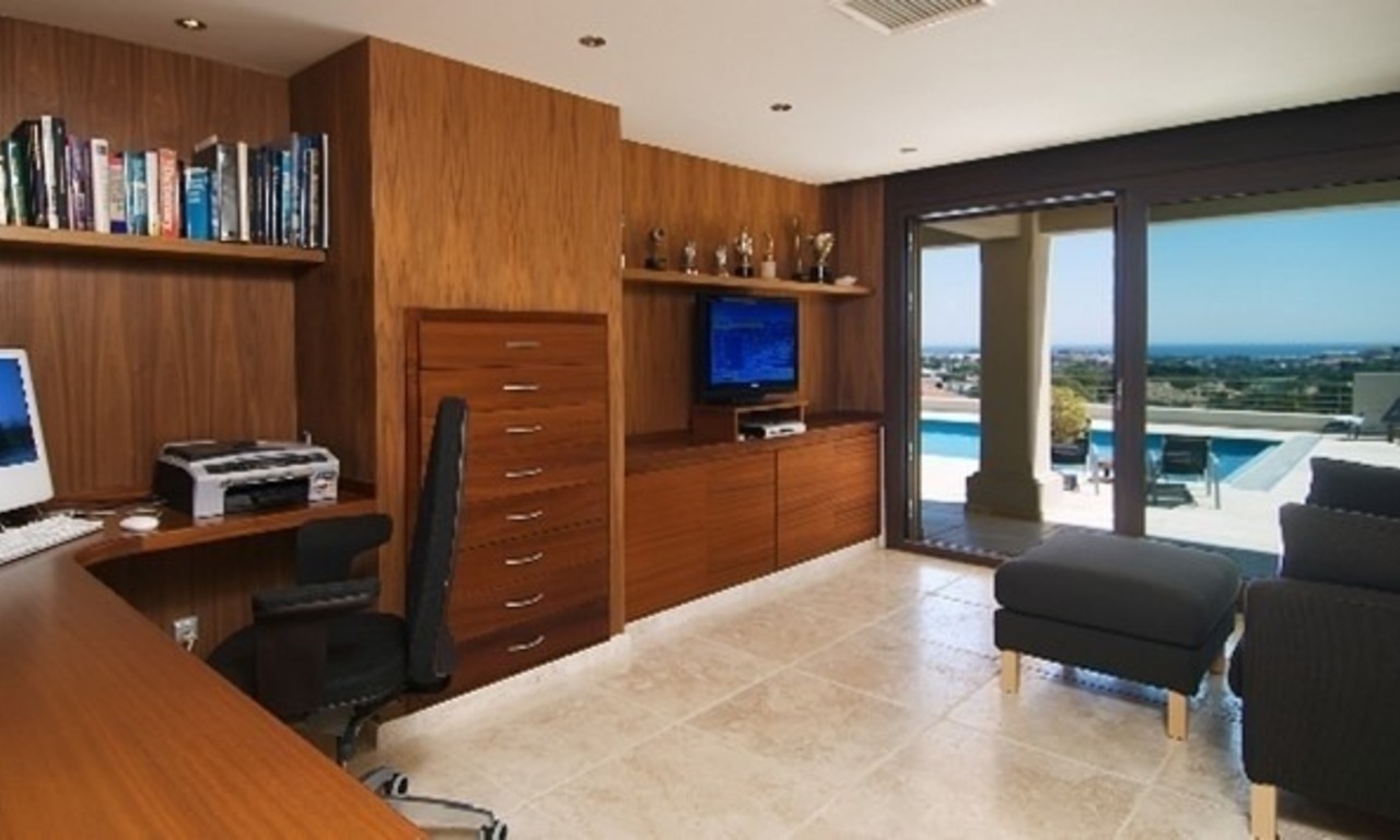 Villa moderne exclusive à acheter dans Nueva Andalucía, Marbella 20