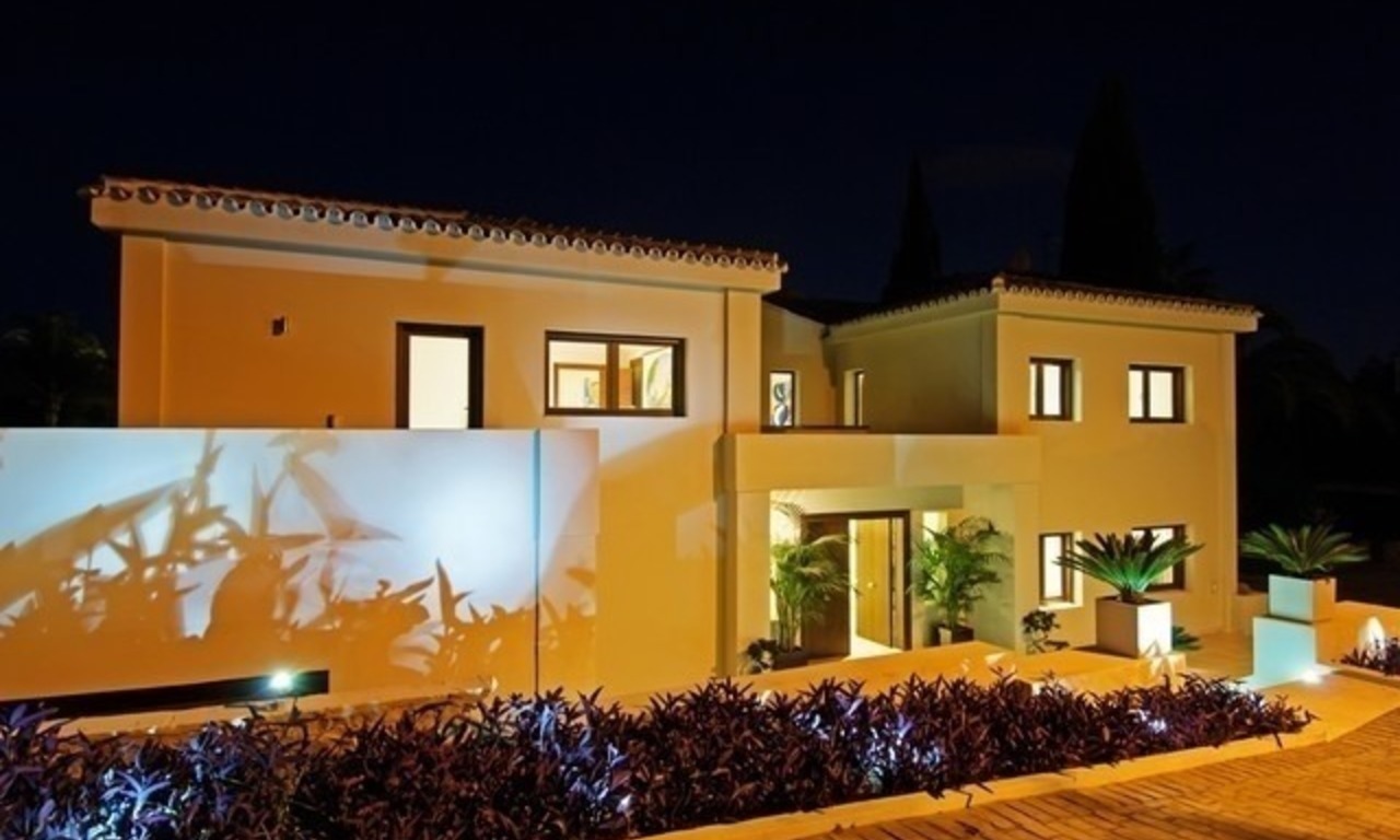Villa moderne exclusive à acheter dans Nueva Andalucía, Marbella 1