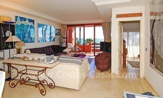 Appartements de luxe à vendre dans un complexe en première ligne de plage, sur la nouvelle Mille d' Or, Marbella - Estepona 10