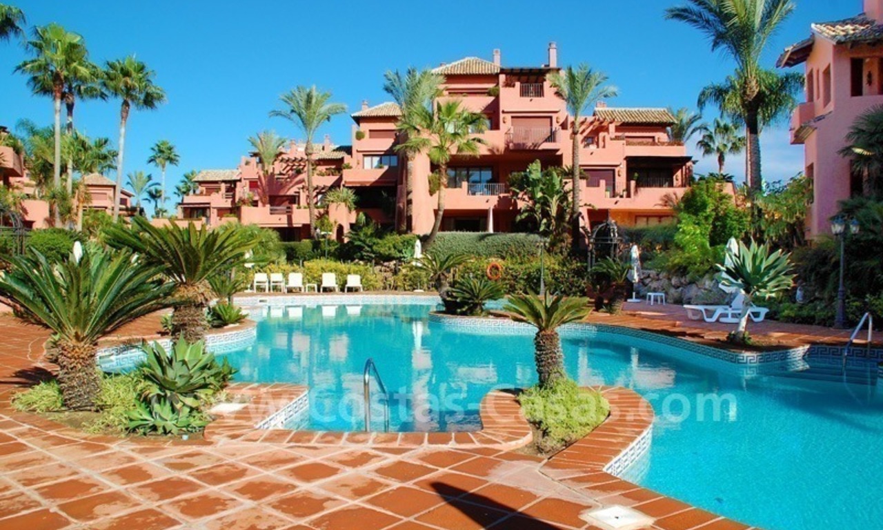 Appartements de luxe à vendre dans un complexe en première ligne de plage, sur la nouvelle Mille d' Or, Marbella - Estepona 15