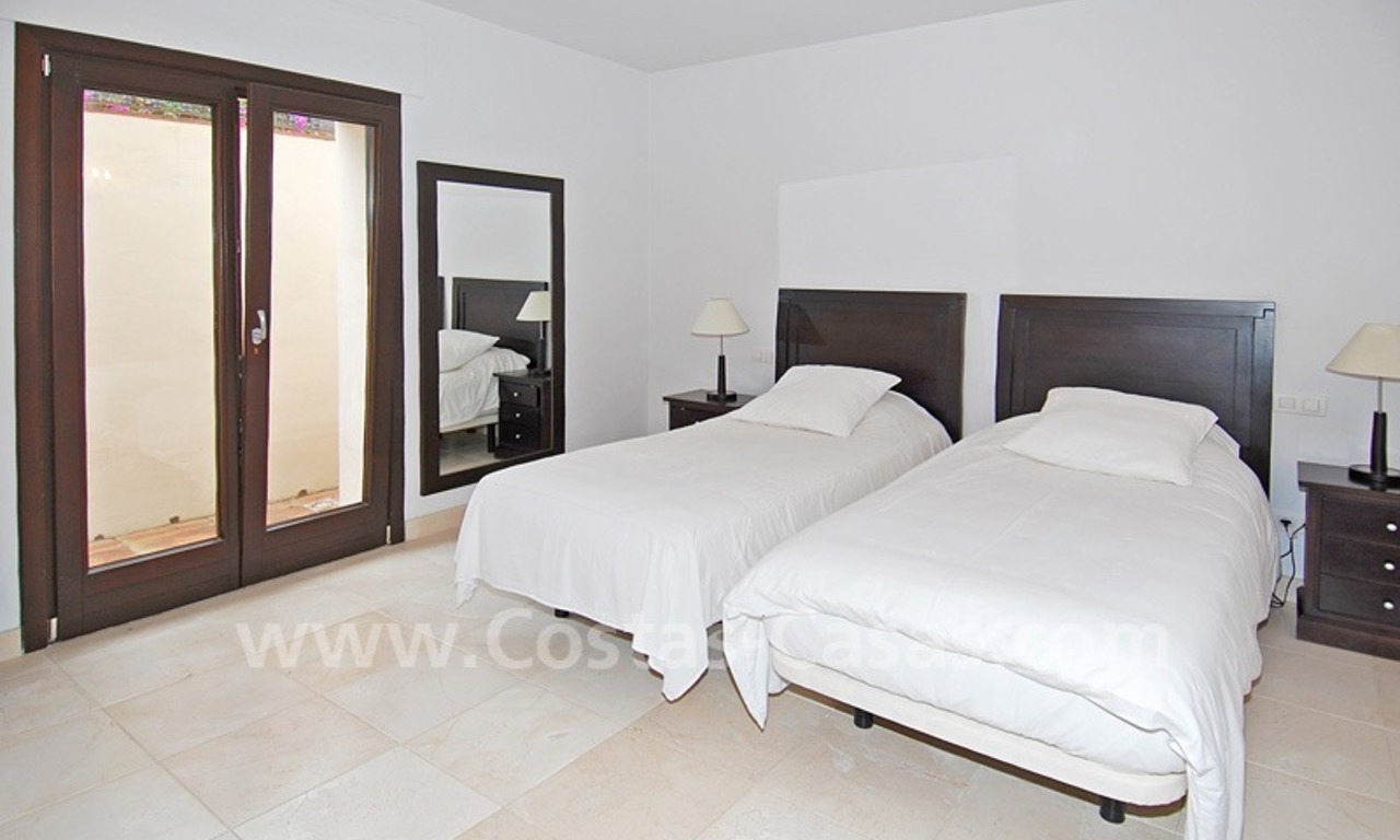 Villa moderne andalouse de plage à louer à long terme dans la région de Marbella 14