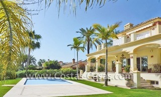 Villa de luxe à vendre en première ligne de golf dans Nueva Andalucía, Marbella 2