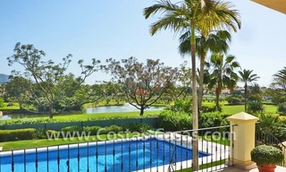 Villa de luxe à vendre en première ligne de golf dans Nueva Andalucía, Marbella 10