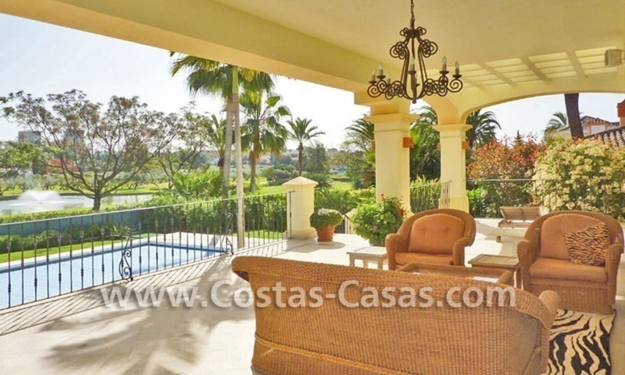 Villa de luxe à vendre en première ligne de golf dans Nueva Andalucía, Marbella 13