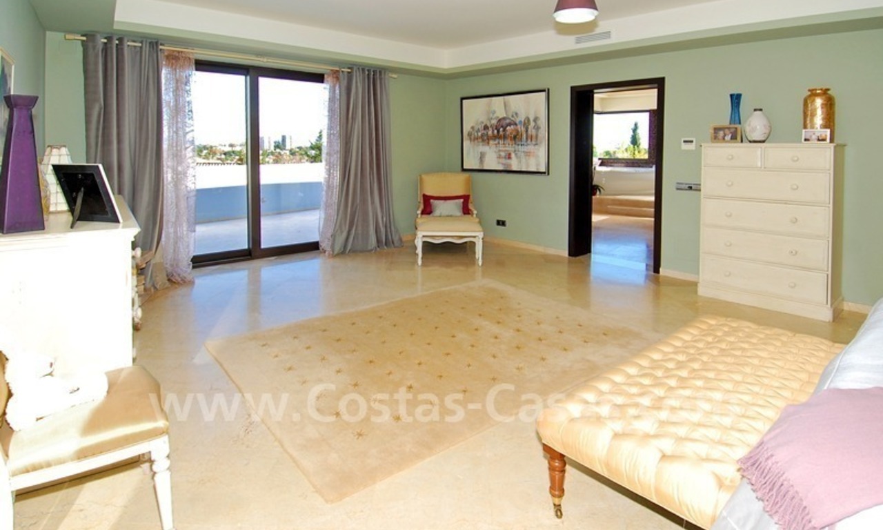 Villa de style moderne à vendre dans Nueva Andalucía - Marbella 20