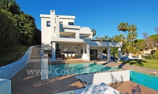 Villa de style moderne à vendre dans Nueva Andalucía - Marbella 2