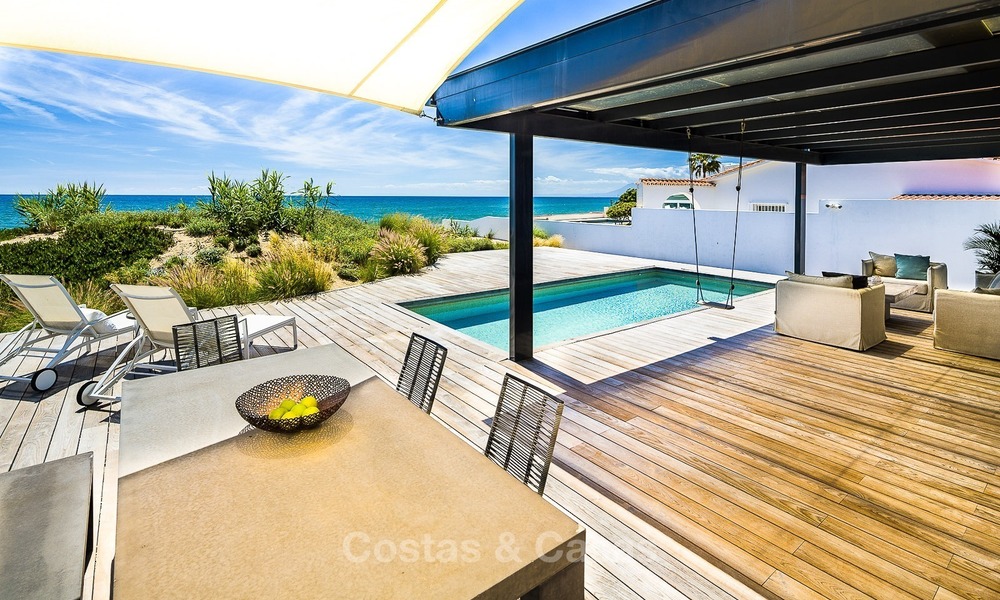 Villa moderne en bord de mer à vendre à Marbella avec vue sur la Méditerranée 1200