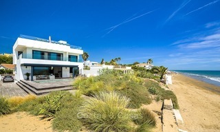 Villa moderne en bord de mer à vendre à Marbella avec vue sur la Méditerranée 1215 