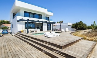 Villa moderne en bord de mer à vendre à Marbella avec vue sur la Méditerranée 1222 