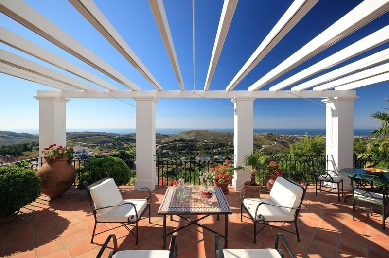 Villa exclusive à vendre dans un complexe de golf dans la zone de Marbella - Benahavis