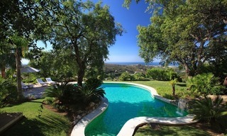 Villa exclusive à vendre dans un complexe de golf dans la zone de Marbella - Benahavis 1