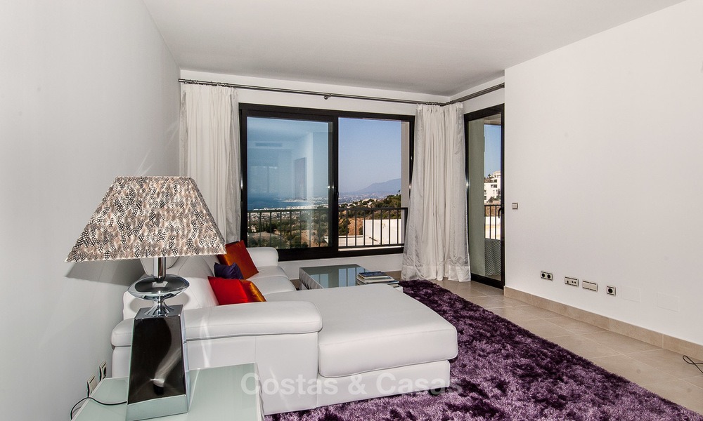 Opportunité! Appartement moderne presque-nouveau de luxe à vendre à Marbella 14594