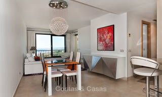 Opportunité! Appartement moderne presque-nouveau de luxe à vendre à Marbella 14576 