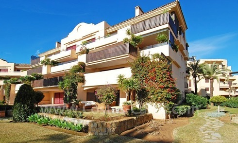 Appartement de luxe en première ligne de plage à vendre sur la nouvelle Mille d’ Or entre Puerto Banus - Marbella et le centre d'Estepona 