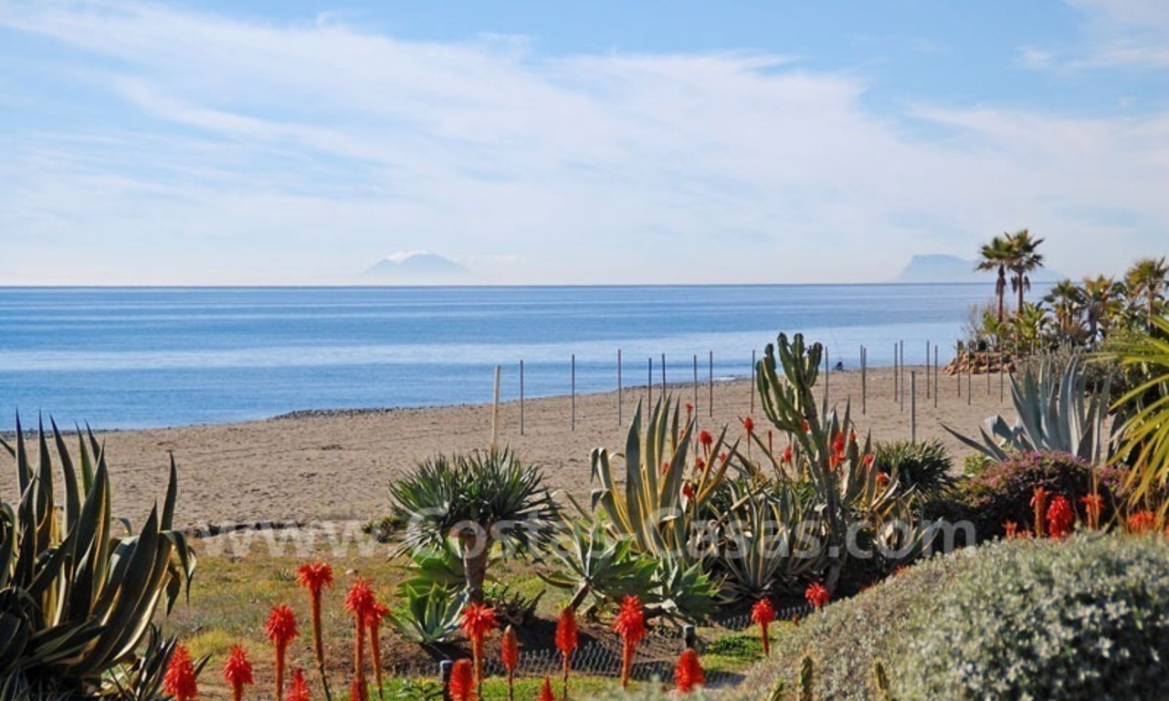 Appartement de luxe en première ligne de plage à vendre sur la nouvelle Mille d’ Or entre Puerto Banus - Marbella et le centre d'Estepona 25