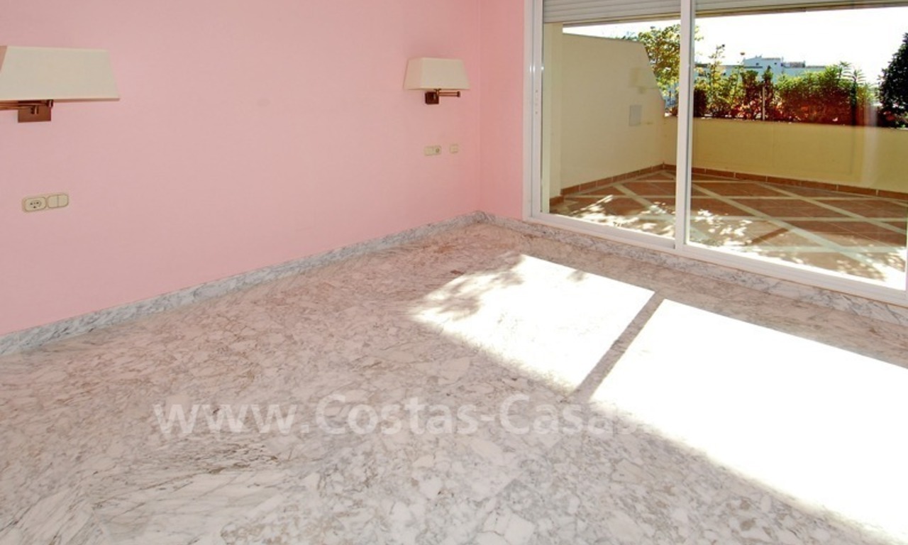 Appartement de luxe à vendre dans le centre de Puerto Banus - Marbella 6