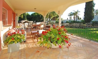 Villa andalouse à vendre sur la Mille d' Or à Marbella 5
