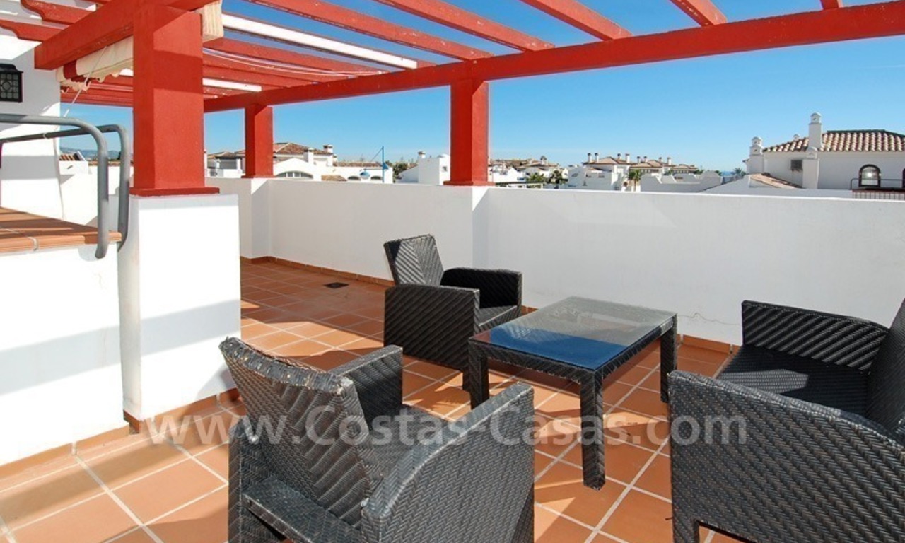 Appartement penthouse près de la plage à vendre à Marbella 0