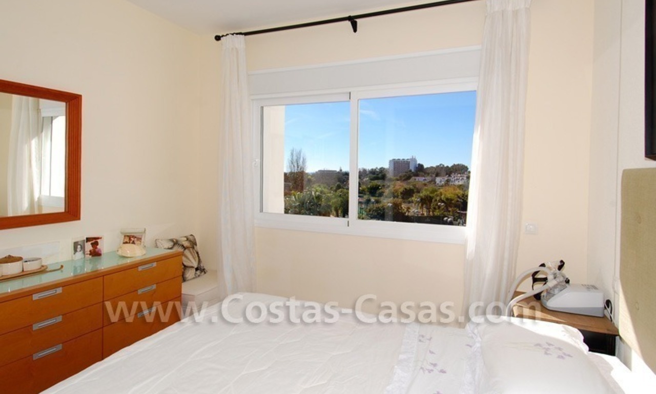  Appartement de plage luxueux en vente dans un complexe situé en face de la mer sur la nouvelle Mille d' Or, Marbella - Estepona 9