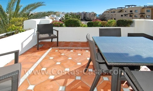  Appartement de plage luxueux en vente dans un complexe situé en face de la mer sur la nouvelle Mille d' Or, Marbella - Estepona 