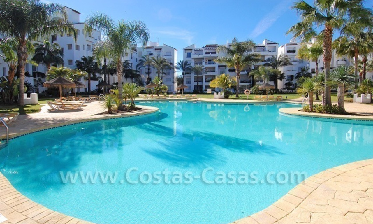  Appartement de plage luxueux en vente dans un complexe situé en face de la mer sur la nouvelle Mille d' Or, Marbella - Estepona 20