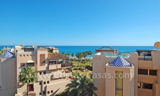 Penthouse de luxe près de la plage à vendre dans un complexe sur la nouvelle Mille d' Or, Marbella - Estepona 3