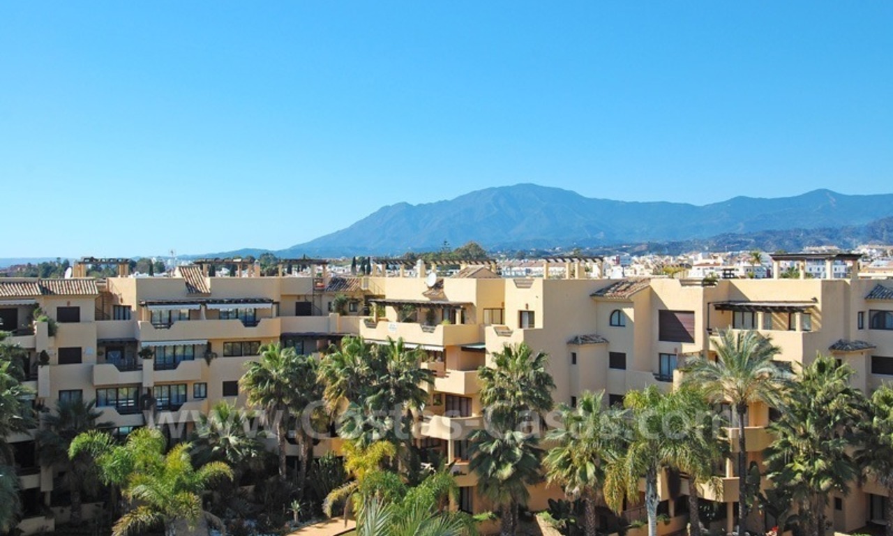 Penthouse de luxe près de la plage à vendre dans un complexe sur la nouvelle Mille d' Or, Marbella - Estepona 5