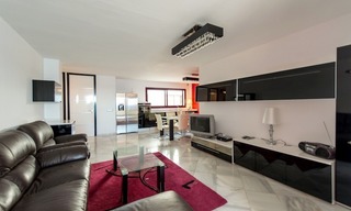 Appartements penthouses à vendre, en première ligne de plage à Estepona centre 3