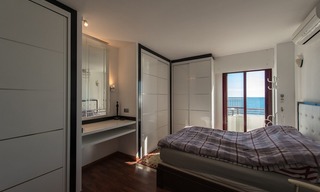 Appartements penthouses à vendre, en première ligne de plage à Estepona centre 10