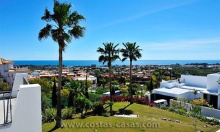 Villa contemporaine de luxe, de style andalou, à vendre dans un complexe de golf entre Marbella et Estepona 8