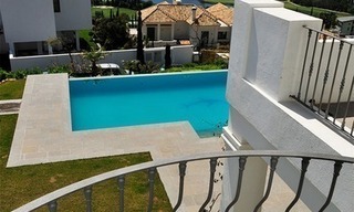 Villa contemporaine de luxe, de style andalou, à vendre dans un complexe de golf entre Marbella et Estepona 25