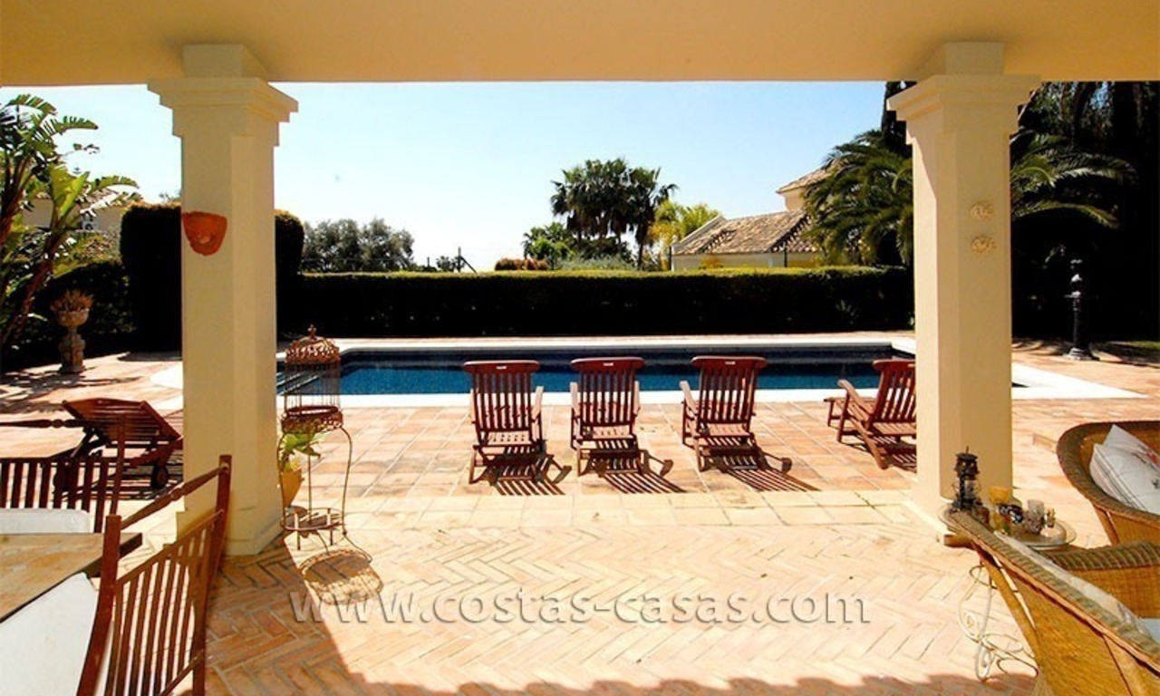Villa de style andalouse à vendre à Estepona - Marbella 5