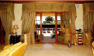 Villa de style andalouse à vendre à Estepona - Marbella 10