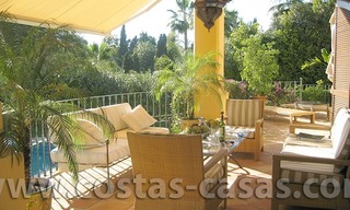 Villa de style andalou à vendre sur la Mille d' Or à Marbella 16