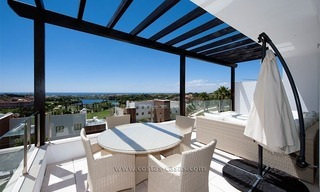 Nouvel appartement de luxe de style contemporain à louer à Marbella - Benahavis dans un complexe de golf sur la Costa del Sol 3