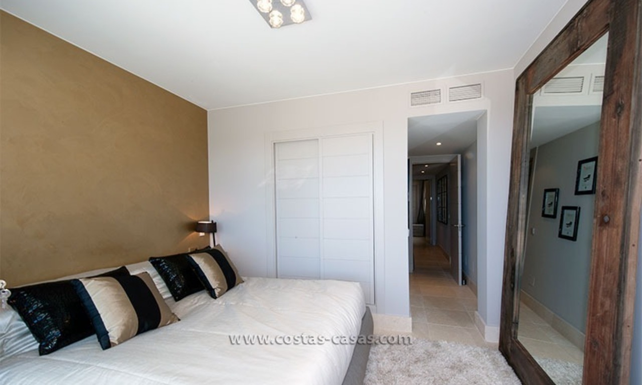 Nouvel appartement de luxe de style contemporain à louer à Marbella - Benahavis dans un complexe de golf sur la Costa del Sol 14