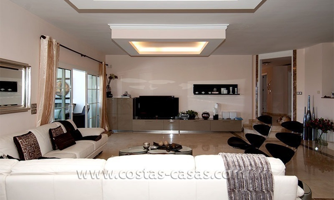 Villa moderne de luxe et de style andalou à vendre à Sierra Blanca, Marbella 23