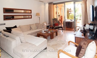 Appartement exclusif de luxe à acheter sur la Mille d' Or à Marbella 8