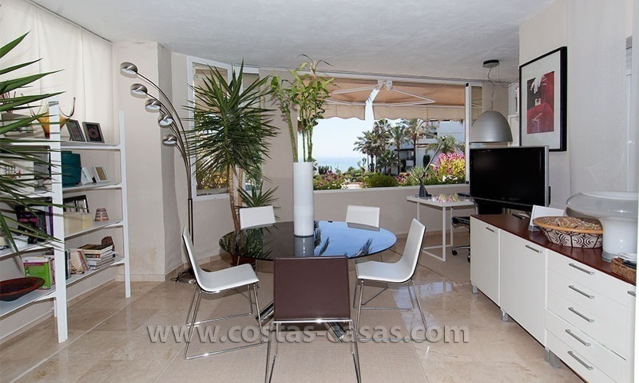  Appartement de luxe près de la mer à vendre dans un complexe en première ligne de plage, nouvelle Mille d' Or, Marbella - Estepona 5