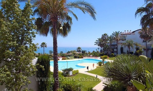  Appartement de luxe près de la mer à vendre dans un complexe en première ligne de plage, nouvelle Mille d' Or, Marbella - Estepona 