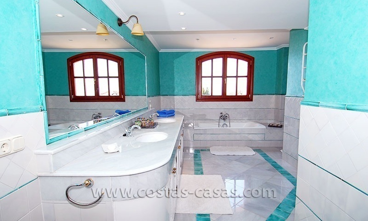 Villa rustique de luxe à acheter dans la zone de Marbella - Benahavis 30