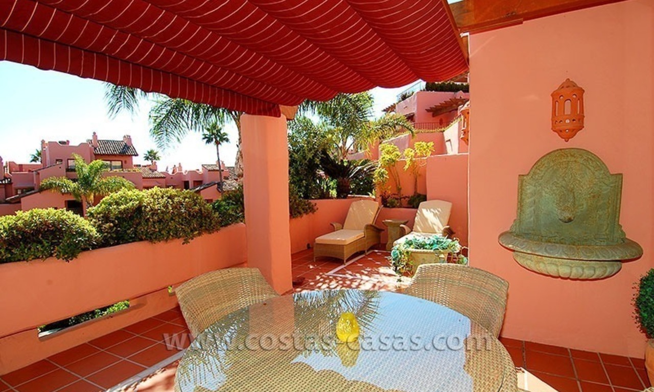 Pour une location de vacances: Appartement de luxe en première ligne de plage, nouvelle Mille d' Or, Marbella - Estepona, Costa del Sol 3