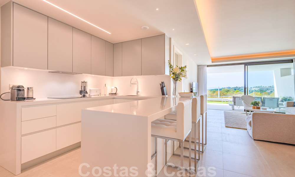 Nouveau d'appartements modernes à vendre à Nueva Andalucia, Marbella 26951