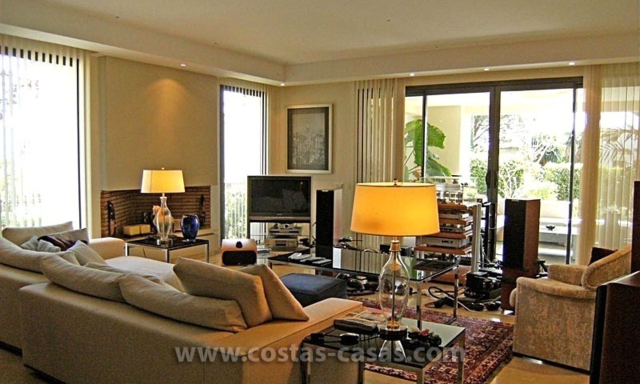 Appartement exclusif de luxe à vendre sur la Mille d' Or dans Marbella 8