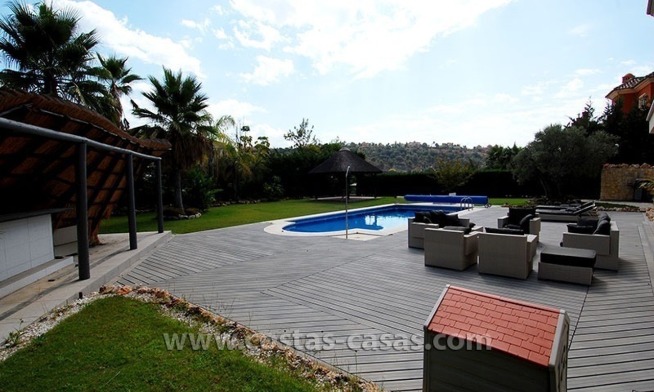 Villa exclusive de style andalou à vendre dans la zone de Marbella - Benahavis 5