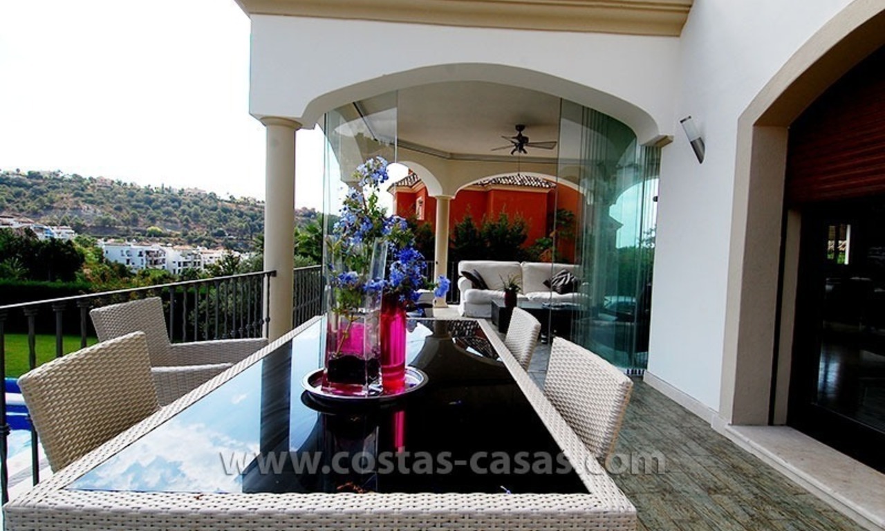Villa exclusive de style andalou à vendre dans la zone de Marbella - Benahavis 6