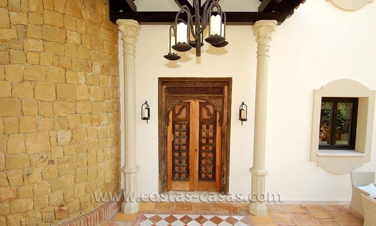 Villa exclusive de style andalou à vendre dans la zone de Marbella - Benahavis 11