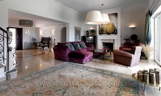Villa exclusive de style andalou à vendre à Marbella - Benahavis 9